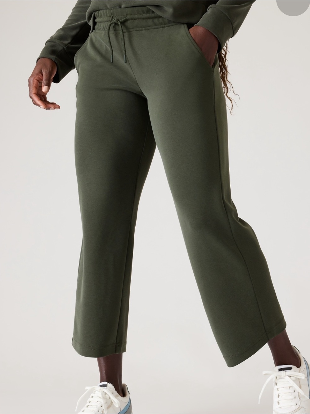 Athleta Seasoft Crop Pant in Aspen Olive
